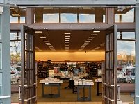 Indie Bookstores Used To Hate Barnes & Noble. Now They’re Rooting For It.