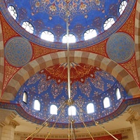 The Armenian Christian Who Paints Exquisite Mosque Domes