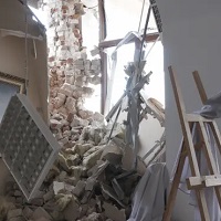 Russian Soldiers Remove Art From Mariupol Museums And Take It To Donbas