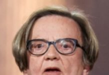 Agnieska Holland Is Furious That Cannes Accepted A Film From Russia