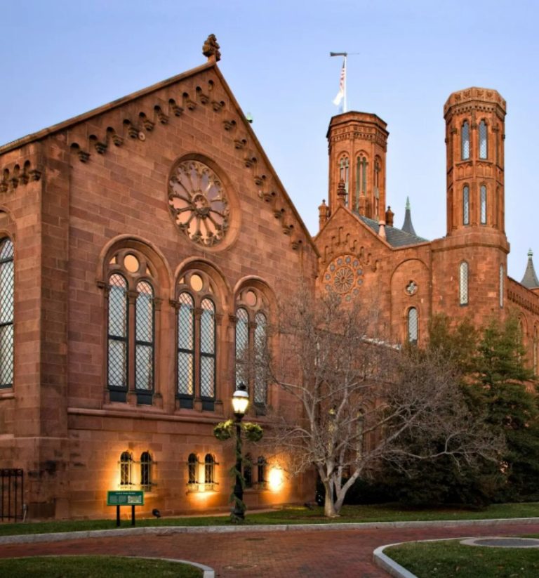 Smithsonian Announces New Policy Of Ethic Returns Of Art