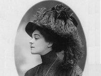 The Matriarch Of Lesbian Hollywood, Who Was Once The Best-Paid Actress In The World