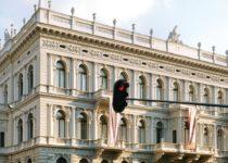 Report Finds “Absurd” Levels Of Government Interference In Museums