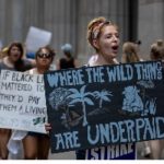 HarperCollins Staffers Stage One-Day Strike, Demanding Less-Appallingly-Low Pay