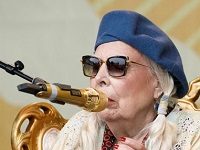 Joni Mitchell Performs Her First Full Live Set In 20 Years