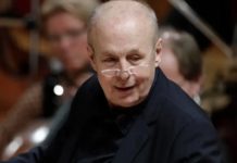 Conductor Collapses From Podium And Dies In Munich