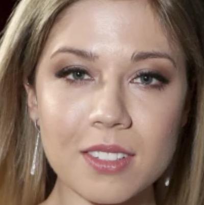 Former Childhood Star Says Nickelodeon Offered Her Hush Money