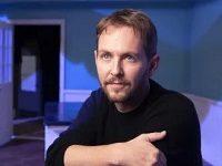 Pulled Between Hollywood And The Stage: The Case Of Matt Shakman And The Geffen Playhouse