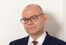 MoMA’s Photo Curator Returns To France