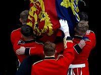 A Dance Critic Considers The (Extensive) Choreography Of The Queen’s Funerary Ceremonies