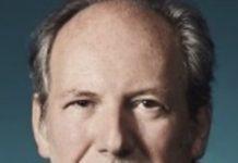 Hans Zimmer Doesn’t Want People Watching The Films He Scores On Their Phones