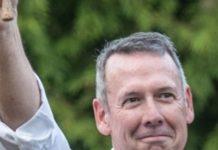 Travis Hatton, Innovative Conductor In A Portland Suburb, Has Died Suddenly