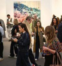 London’s Frieze Show Thrives Despite UK Challenges
