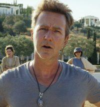 Netflix’s Big Internal Debate: Do Its Movies Belong In Movie Theatres?