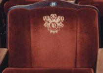 Theatre-Seat-Maker-To-The-Stars