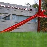 The Guy Who Smashed Stuff At The Dallas Museum Of Art Called 911 On Himself