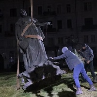 Odesans Have Pulled Down The Statue Of Catherine The Great