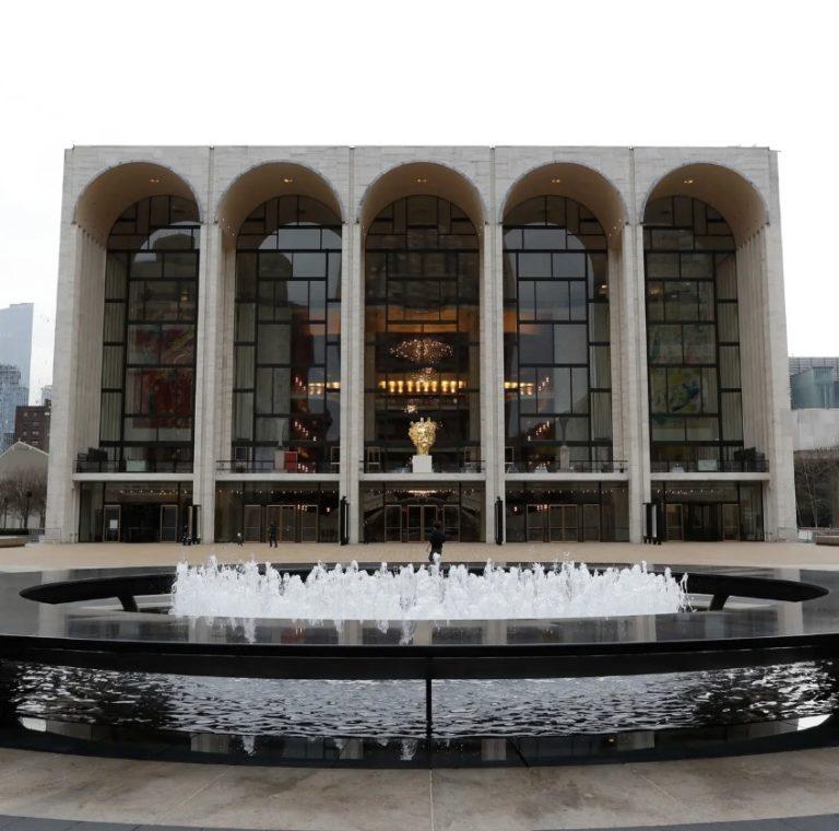 Met Opera Scrambles To Replace Its Website, Ticket Portal