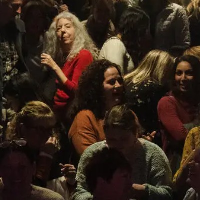 An Author Sells A Bucket List Weekend, And Fans Absolutely Line Up For It