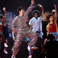 Why Harry Styles’s Dancers At The Grammys Had To Rework Their Choreography Live On The Air