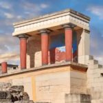 The So-Called Discovery Of Knossos Was ‘Half Bull, Half Truth,’ New Show Says