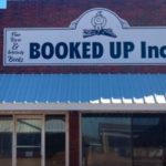 What Is Fixer-Upper Empire Builder Chip Gaines Doing With Larry McMurtry’s Last Bookstore?