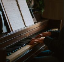 In Which We Try To Convince You Of Similarities Between Classical Music And Heavy Metal…