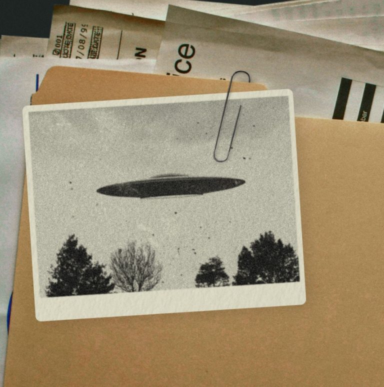 How The Mythologies Of UFOs Color Our View Of Government