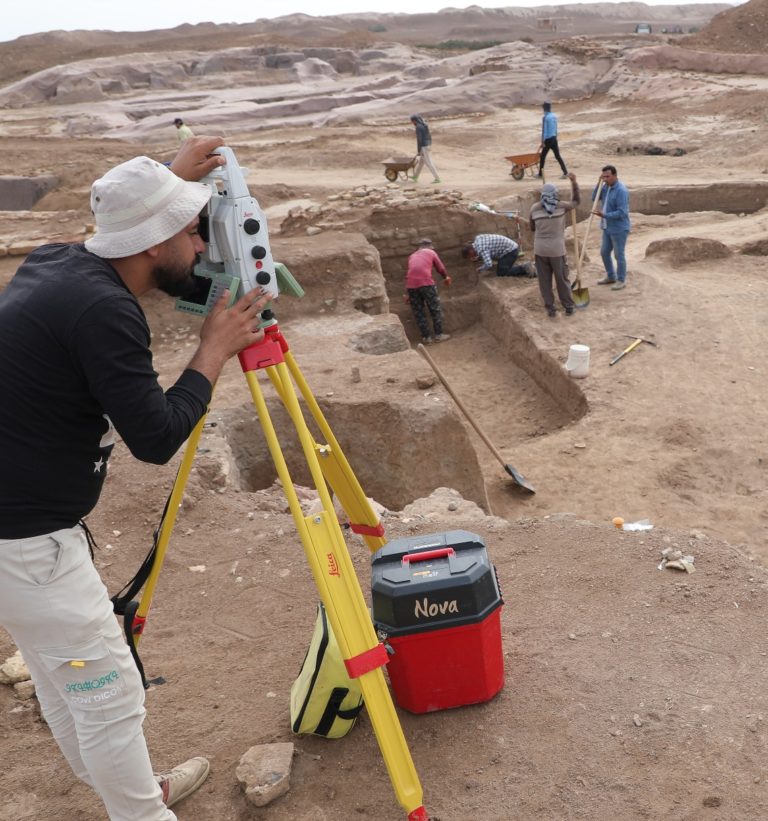 Archaeologists Discover 4,500-Year-Old Palace In Iraq
