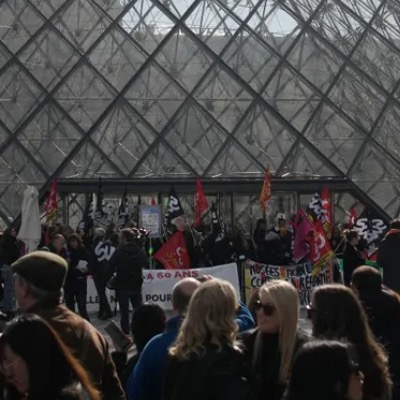 Staff Of The Louvre Have Blocked The Museum As Part Of Pension Protest