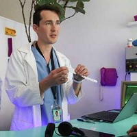 A Critic Gets To “Edit” Her Personality Flaws At An Immersive Theater “Clinic”