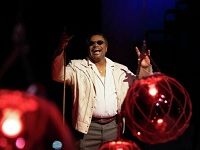 Houston’s Leading Theatre Cancels Cancels A Major Production Because It Just Can’t Get The Staging Done