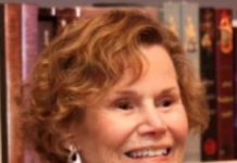 Imagine Being A 16-Year-Old Bookstore Owner Who Gets To Interview Judy Blume