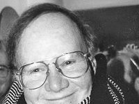 Cliff Terry, Longtime Chicago Tribune Film Critic And Editor, Is Dead At 86