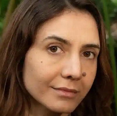 Author Whose Books Freak People Out Says That’s Not Her Plan
