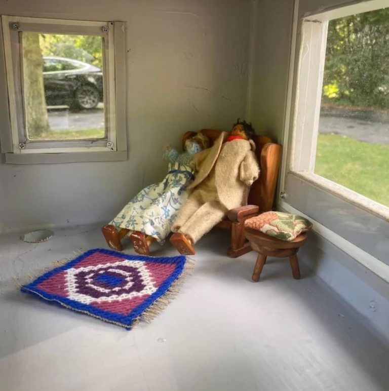 The Doll Family That Mysteriously Took Up Residence In A Mailbox