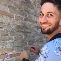 Jackass Tourist Carves Juvenile Love Graffiti Into Wall Of Rome’s Colosseum