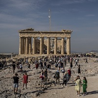 Overrun By Tourists, The Acropolis Imposes Limits On Visitors For The First Time