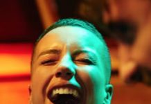 Most People Have No Clue About The ‘Right’ Way To Perform Karaoke