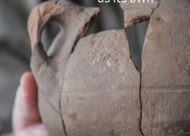 Just How To Stop Russians From Plundering Ukrainian Culture?