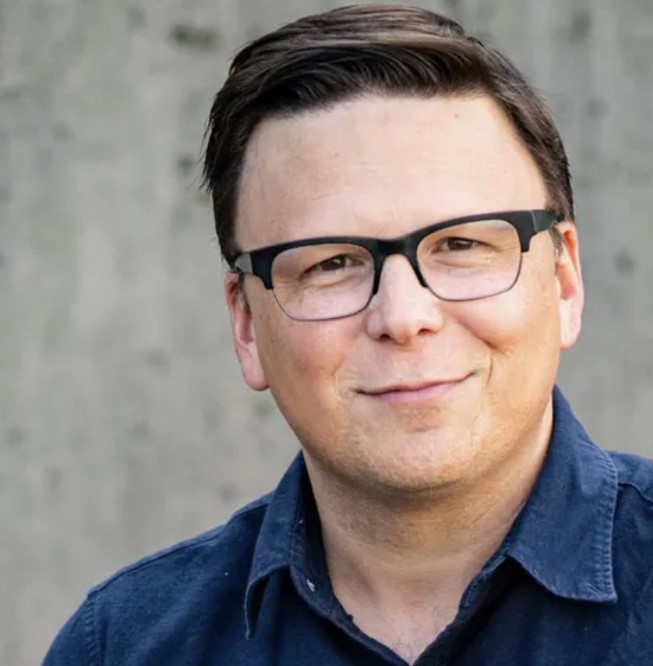 Seattle Repertory Theatre Hires A New Artistic Director