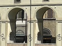 Jackass Tourists Paint Graffiti On Vasari Corridor In Florence