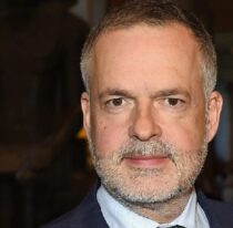 British Museum Director Steps Down In Wake Of Thefts Scandal