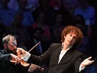 This Conductor Got His Orchestra To Play The Fiendishly Complicated “Rite Of Spring” From Memory