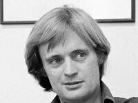 Actor David McCallum, Star Of “The Man From U.N.C.L.E.” And “NCIS”, Is Dead At 90