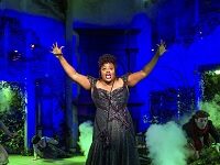 Some US Regional Theater Companies Are Bouncing Back Well From The Pandemic. Here’s Why.