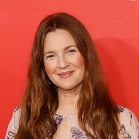 Drew Barrymore Breaks The Hollywood Strikes To Restart Her Talk Show, And She’s Getting Serious Blowback