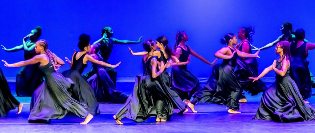 AileyCamp MO 2022 TheHunt 7989 Full edited b7c659b4ea331f7a3f694582b6aba3f4