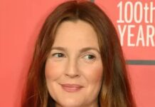 Drew Barrymore’s Show Is Going Ahead Without Guild Writers