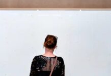 Take The Money And Run: Museum Sues Artist For Submitting Empty Frames After Being Commissioned For The Art